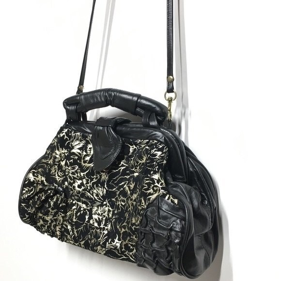 Lopez Camacho Gold Floral Design Leather Bag - Picture 2 of 15